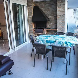 https://apartments-relax.top-hotels-tarragona.com