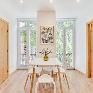 https://the-count-charm-apartments.hotels-lisbon-portugal.com